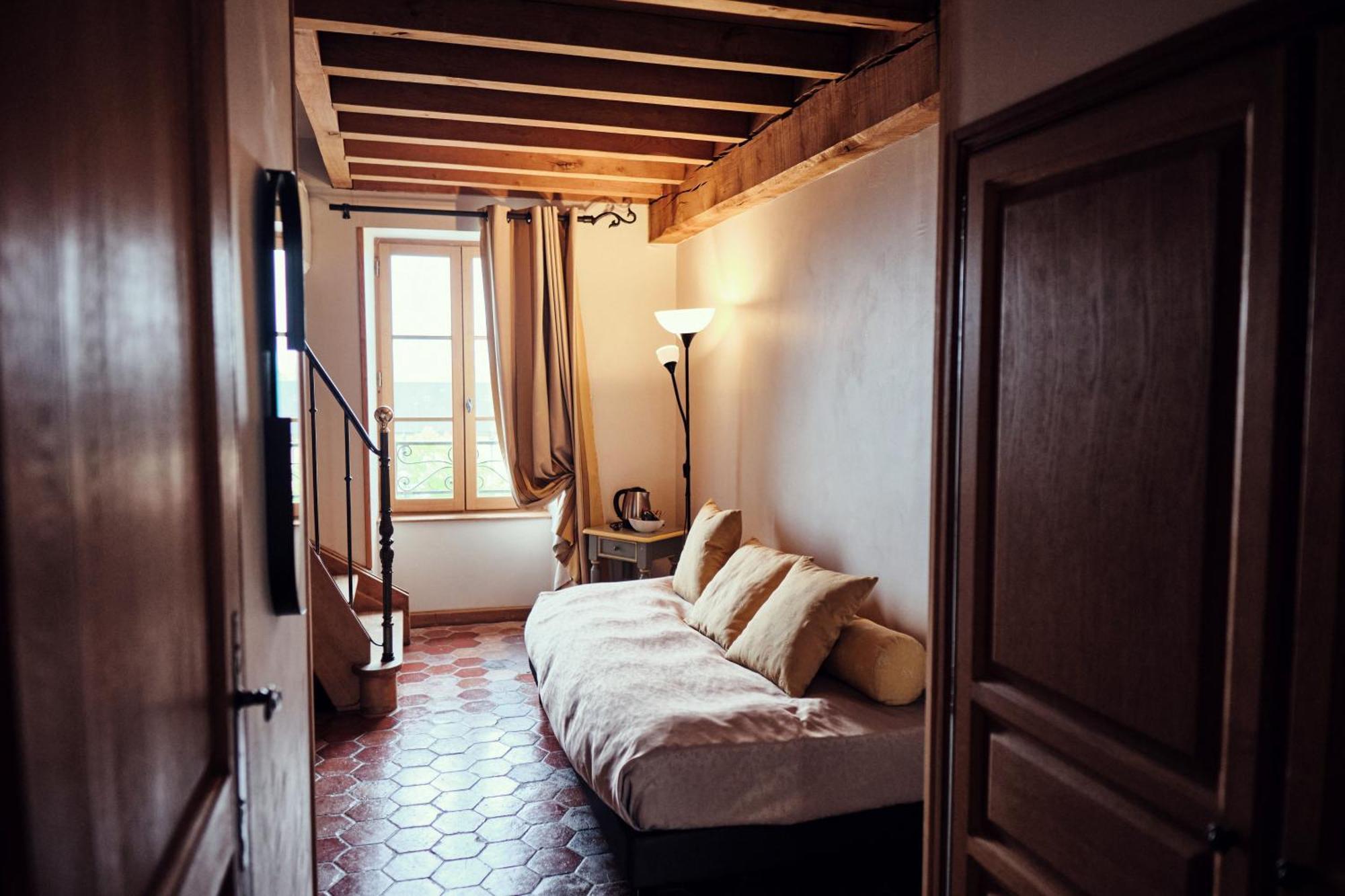Hostellerie De La Tour D'Auxois Saulieu Luaran gambar