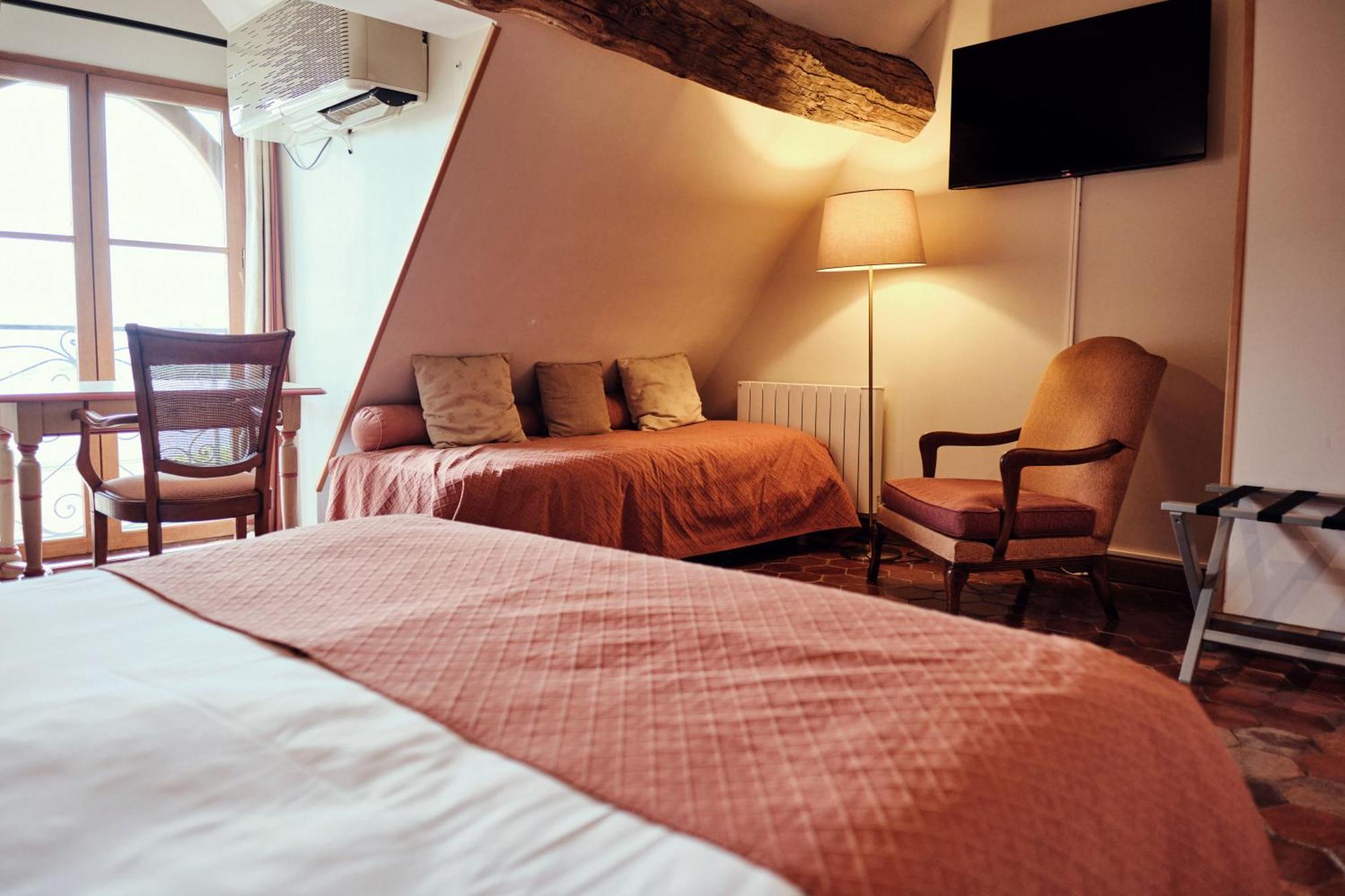 Hostellerie De La Tour D'Auxois Saulieu Luaran gambar