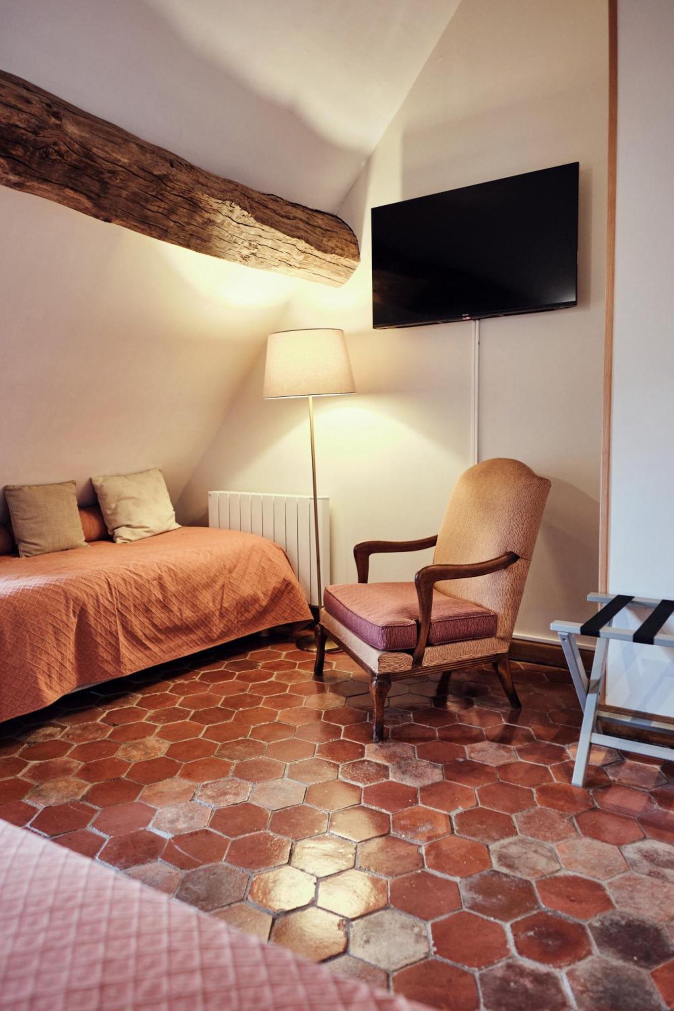 Hostellerie De La Tour D'Auxois Saulieu Luaran gambar