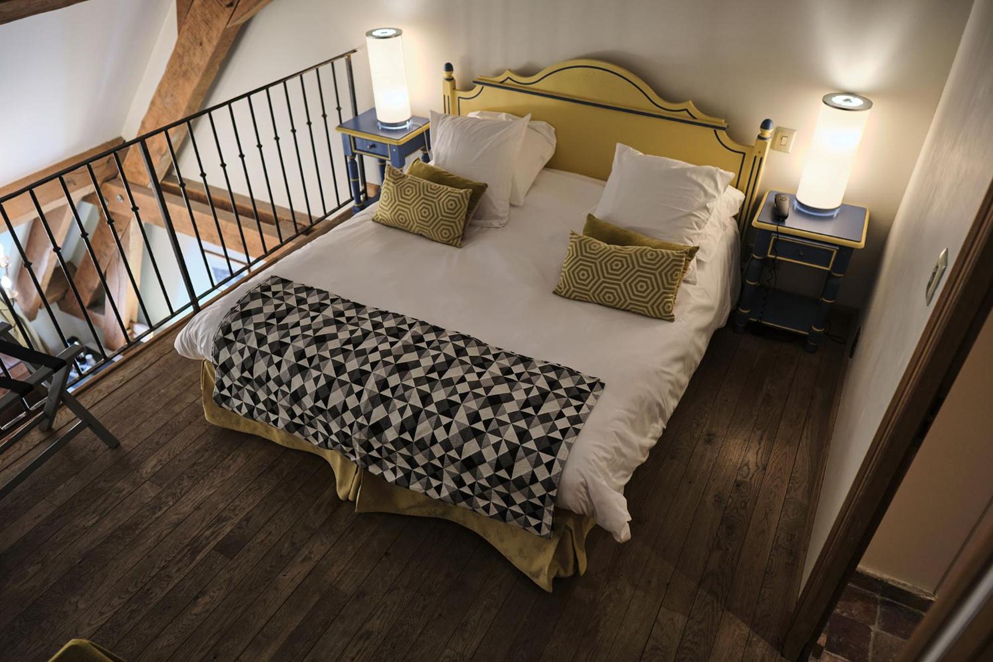 Hostellerie De La Tour D'Auxois Saulieu Luaran gambar