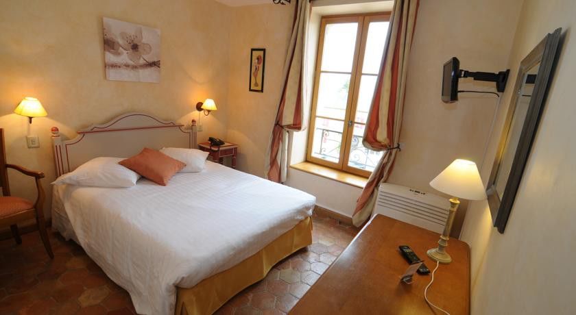 Hostellerie De La Tour D'Auxois Saulieu Luaran gambar