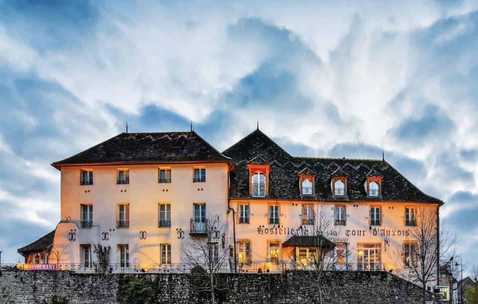 Hostellerie De La Tour D'Auxois Saulieu Luaran gambar